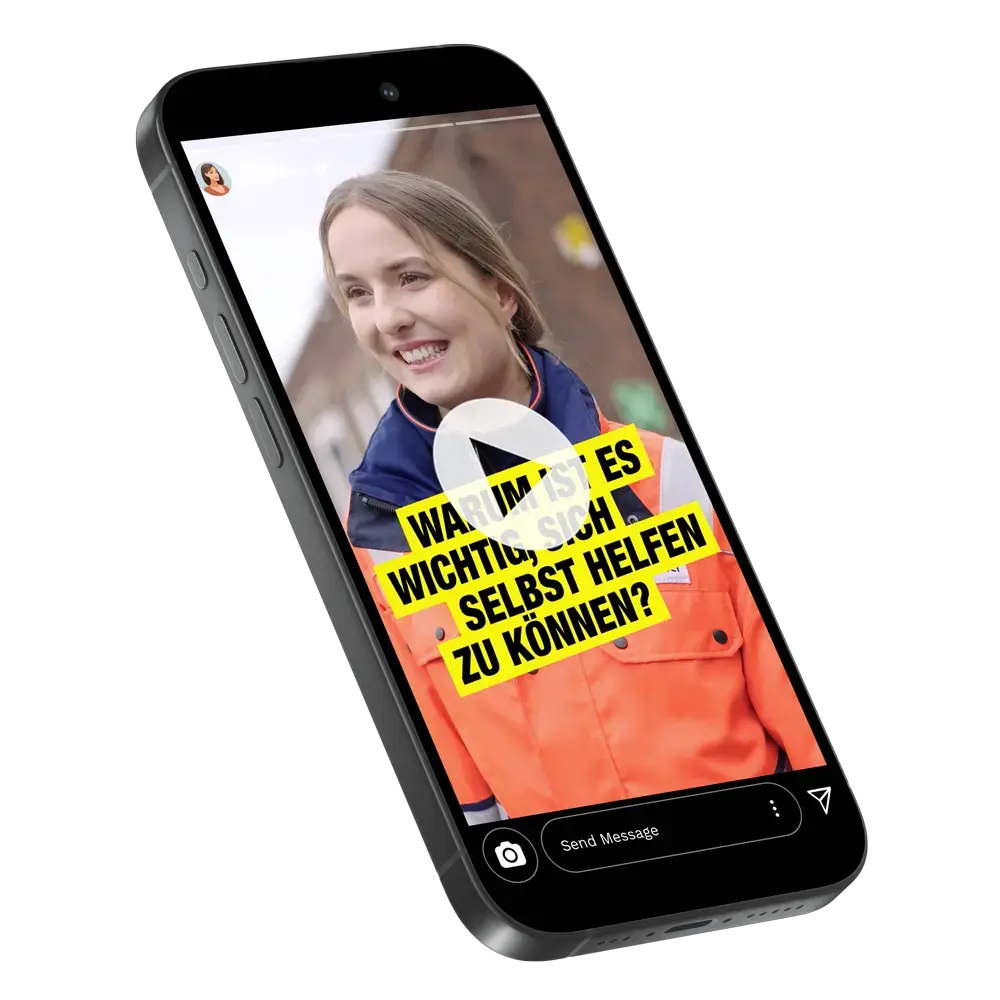 Das Bild zeigt ein Smartphone mit einer Videopreview des Interviews mit einem Kampagnengesicht vom MHD.