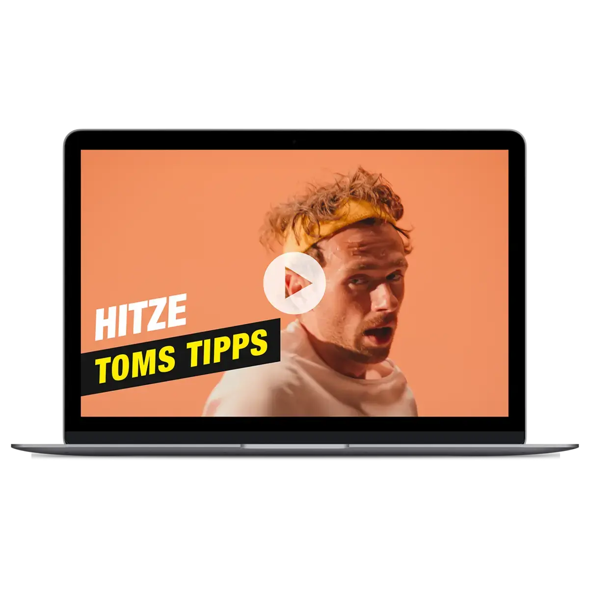 Das Bild zeigt einen Laptop mit einem Ausschnitt der Tom-Clips. Tom trägt ein Stirnband und ist am Schwitzen. Der Text besagt: Hitze, Toms Tipps.